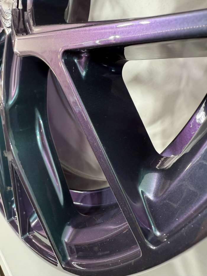 gloss purple blue chameleon
