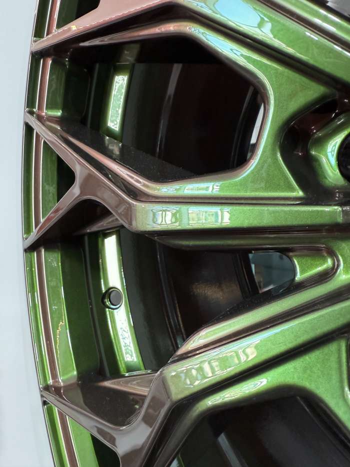 gloss bronze green chameleon