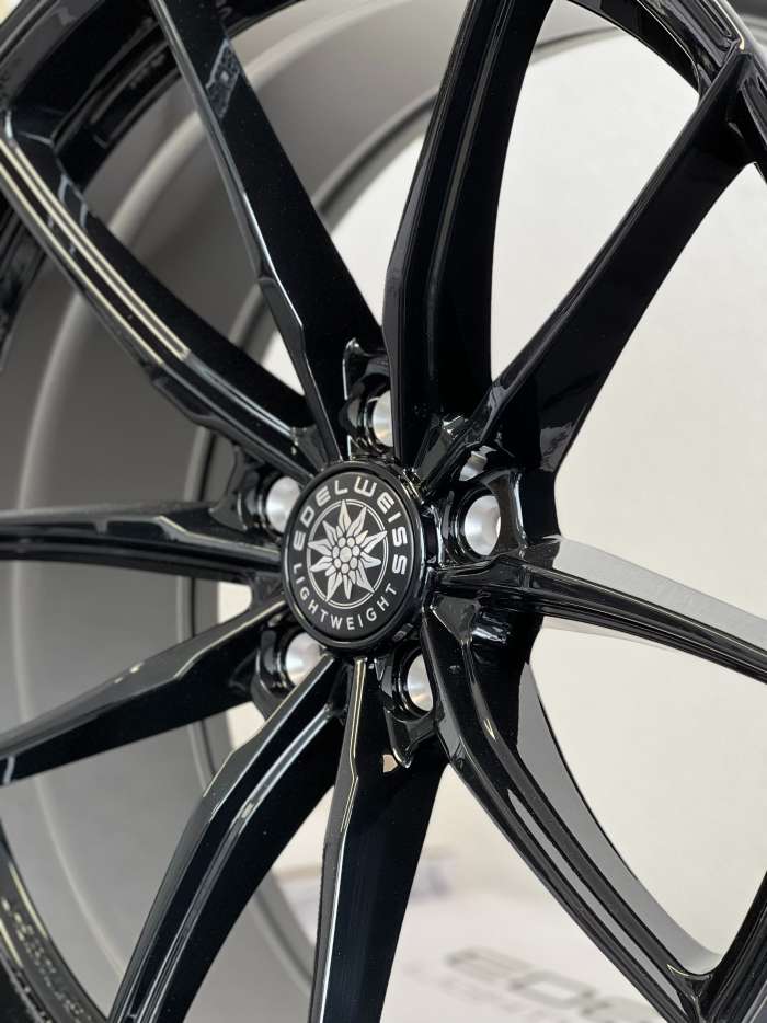 Gloss Black